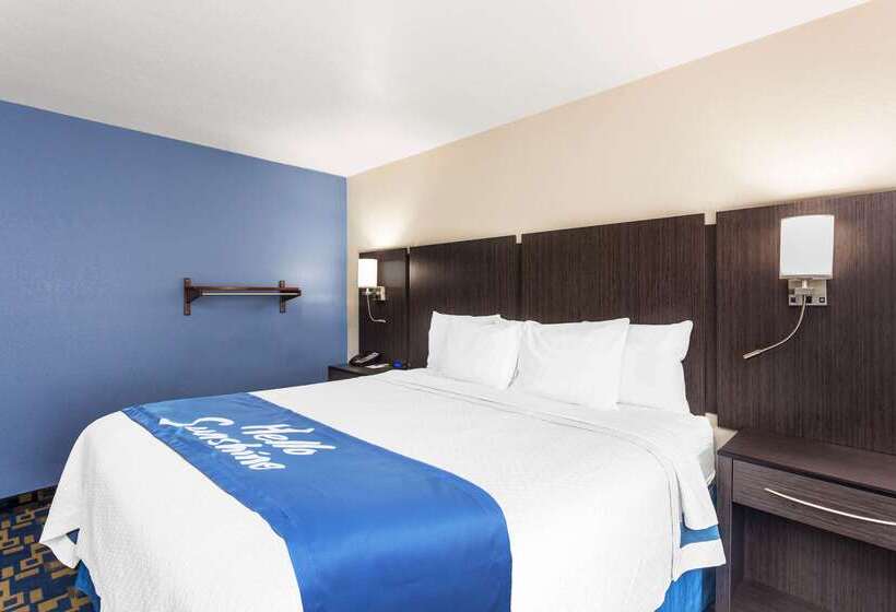 هتل Days Inn & Suites By Wyndham East Flagstaff