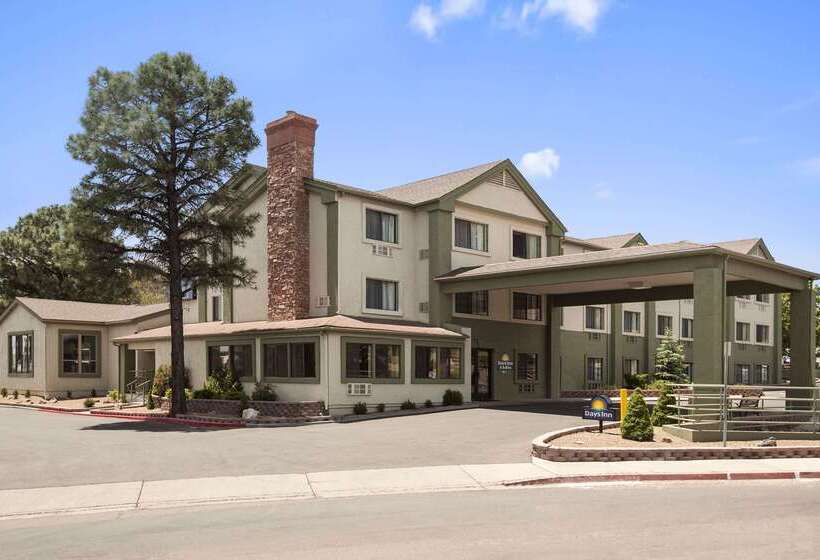 هتل Days Inn & Suites By Wyndham East Flagstaff