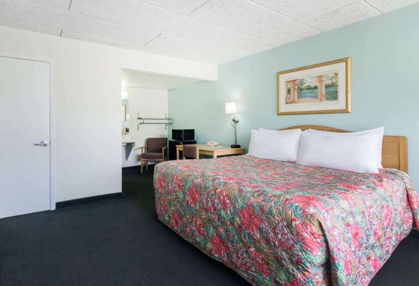 Hotel Days Inn & Suites By Wyndham Jekyll Island