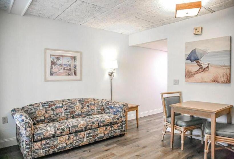 Hotel Days Inn & Suites By Wyndham Jekyll Island