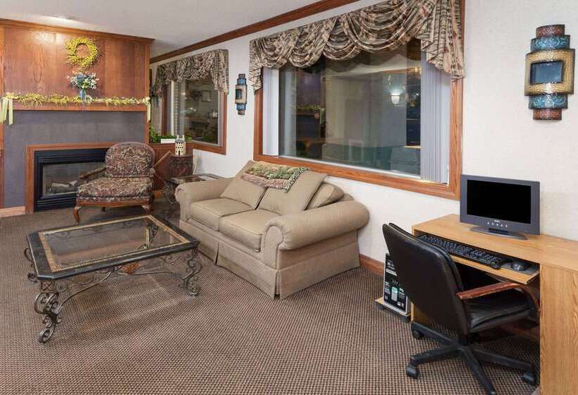 فندق Days Inn & Suites By Wyndham Kokomo