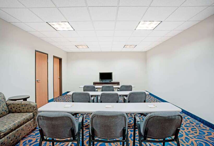 فندق Days Inn & Suites By Wyndham Page Lake Powell