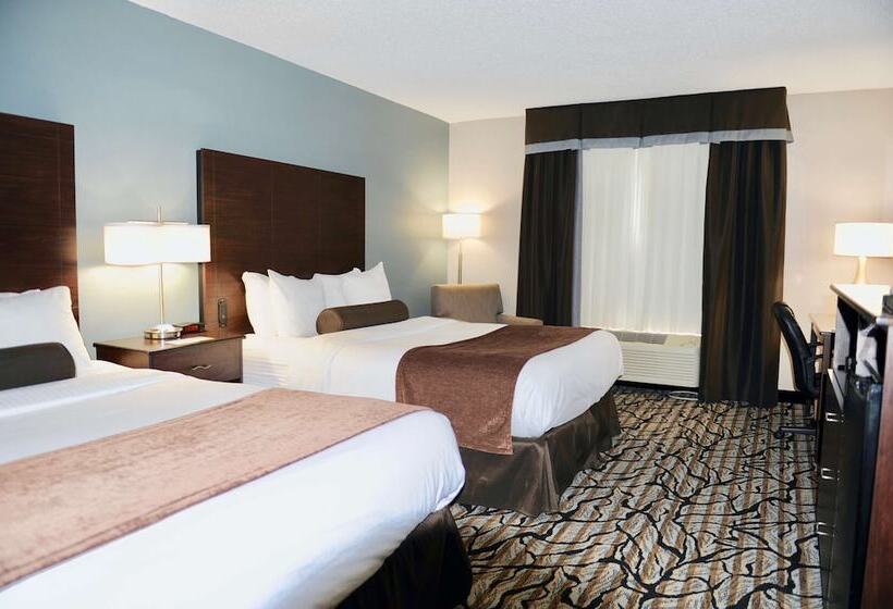 فندق Days Inn & Suites By Wyndham Wausau