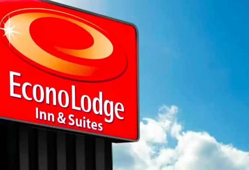 فندق Econo Lodge Inn & Suites
