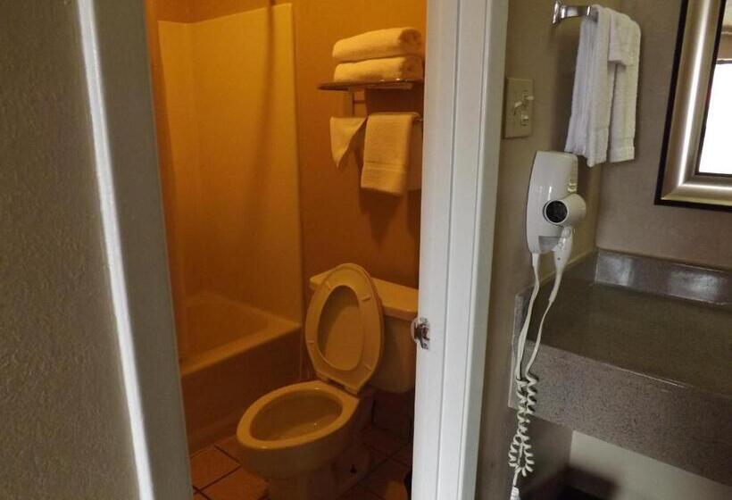 בית מלון כפרי Executive Inn Kilgore