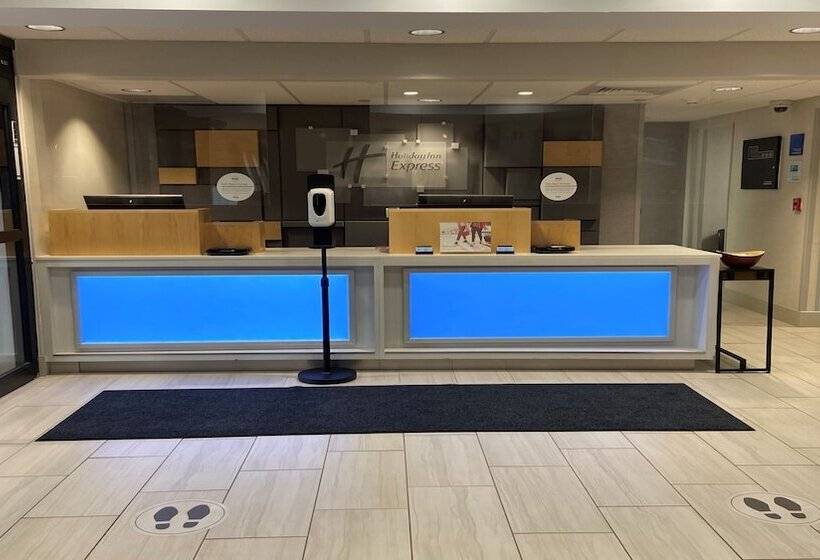 בית מלון כפרי Holiday Inn Express Middlesboro, An Ihg