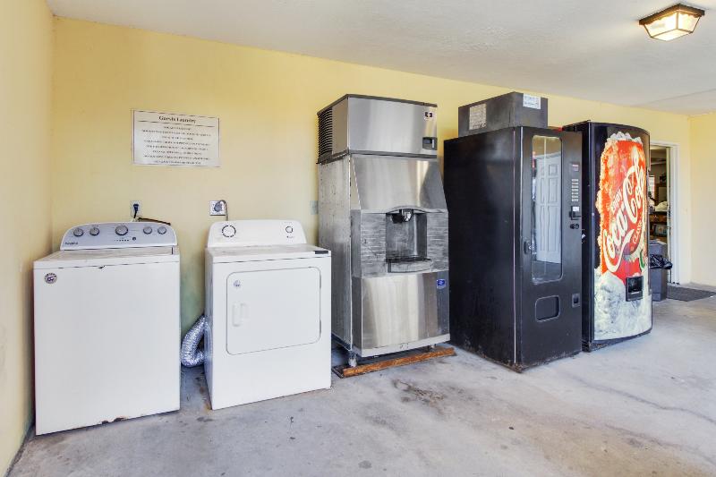 Отель Ingleside  361 By Magnuson Worldwide