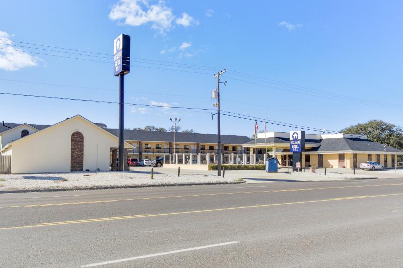 Отель Ingleside  361 By Magnuson Worldwide