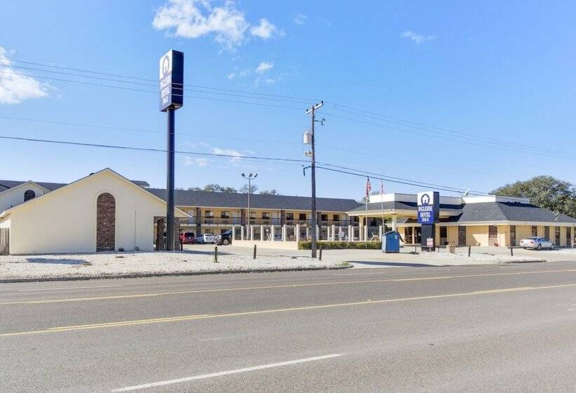 Отель Ingleside  361 By Magnuson Worldwide