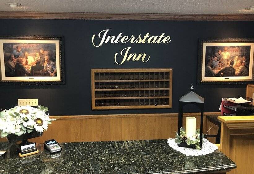 호텔 Interstate Inn