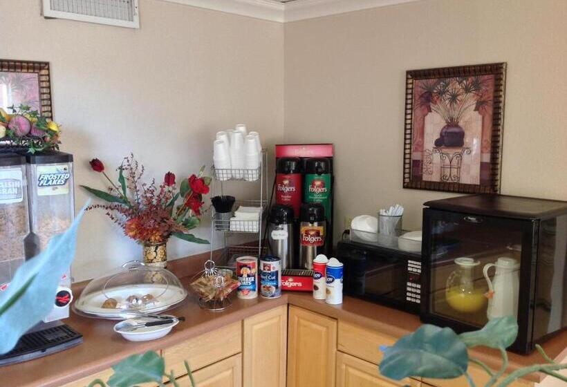 فندق Knights Inn Longview