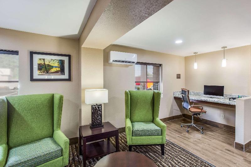 ホテル Comfort Inn