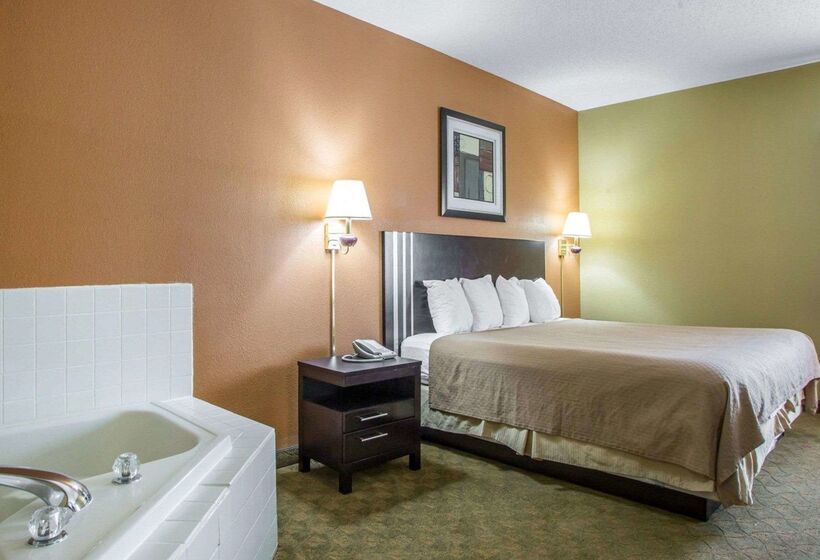 فندق Quality Inn