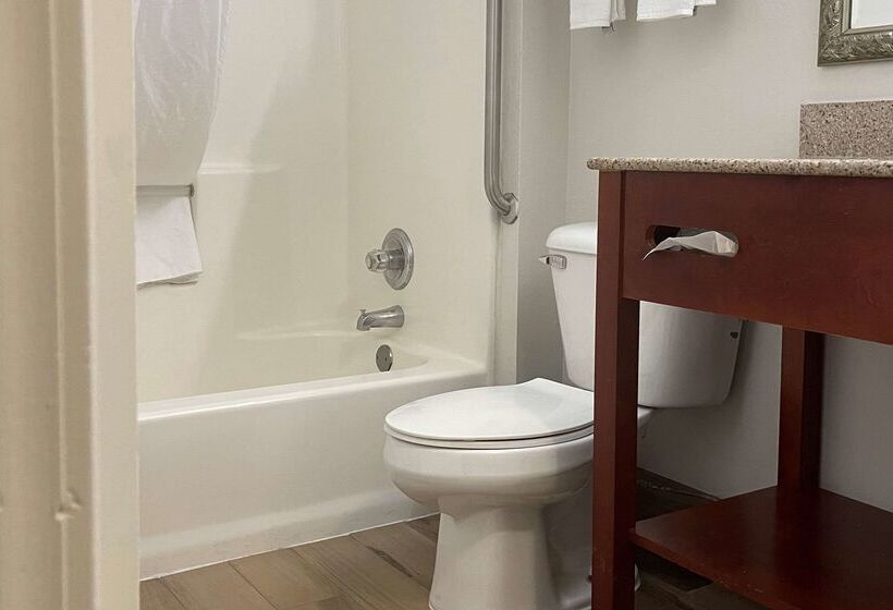 호텔 Quality Inn Merrimack  Nashua