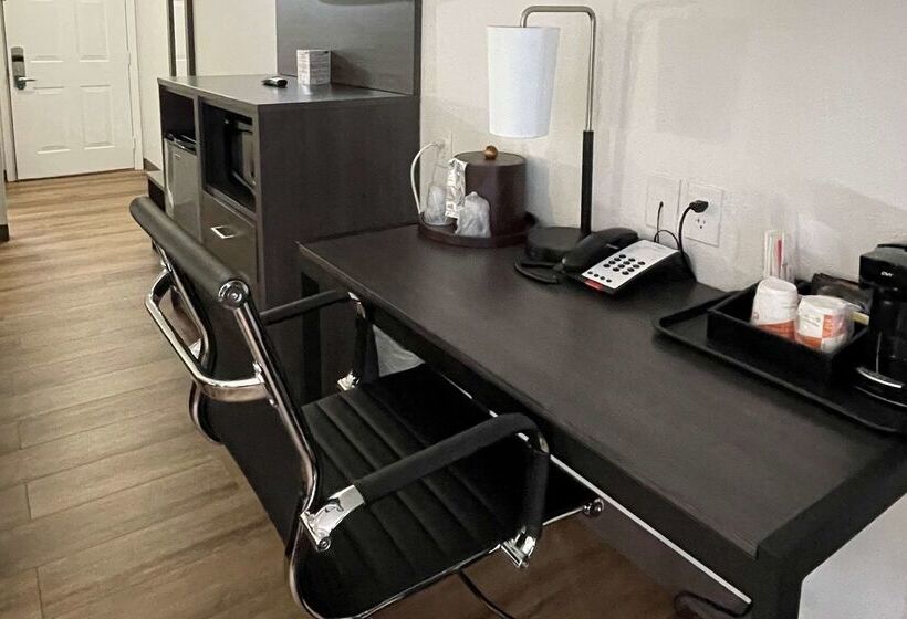 فندق Quality Inn Merrimack  Nashua