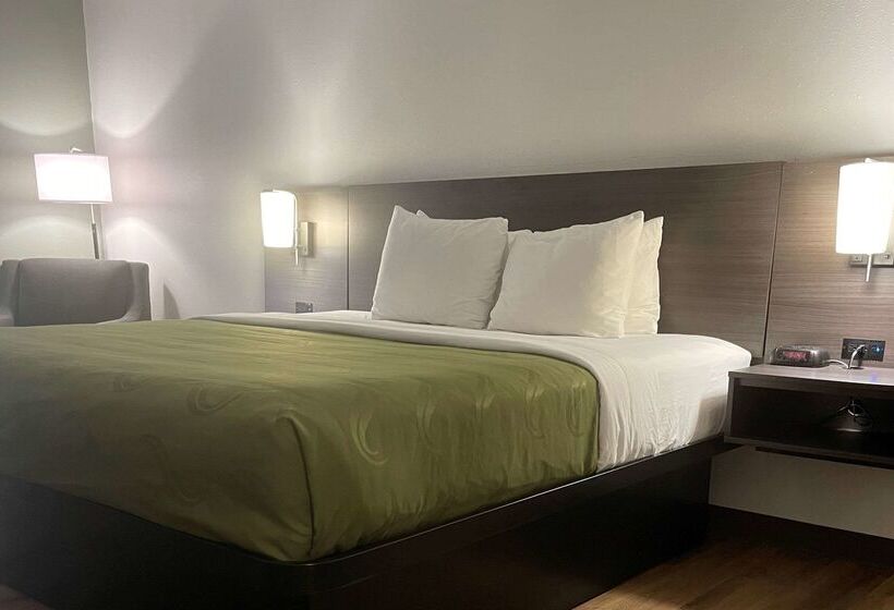 فندق Quality Inn Merrimack  Nashua