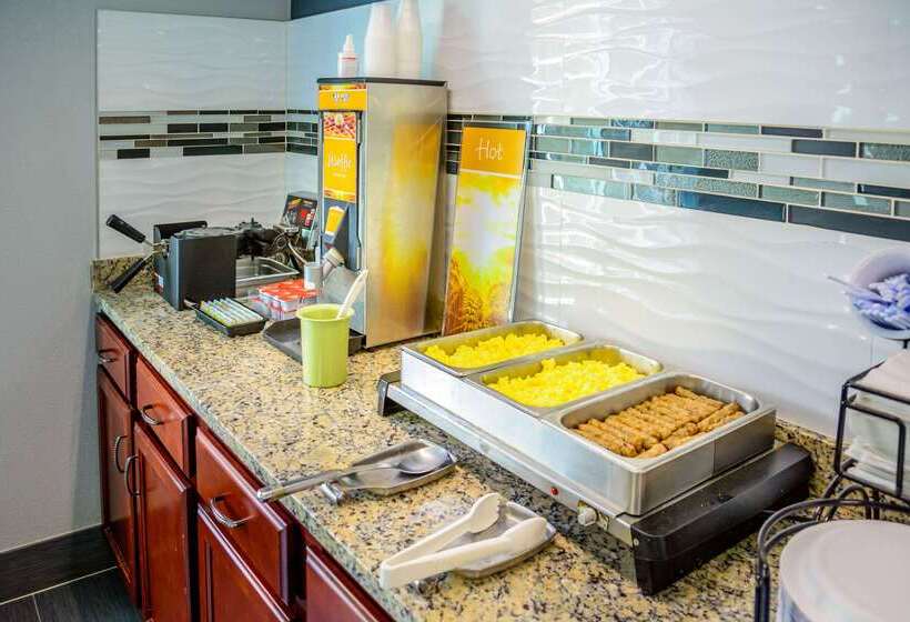 فندق Quality Inn Merrimack  Nashua