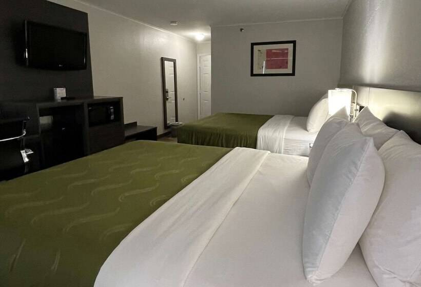 فندق Quality Inn Merrimack  Nashua