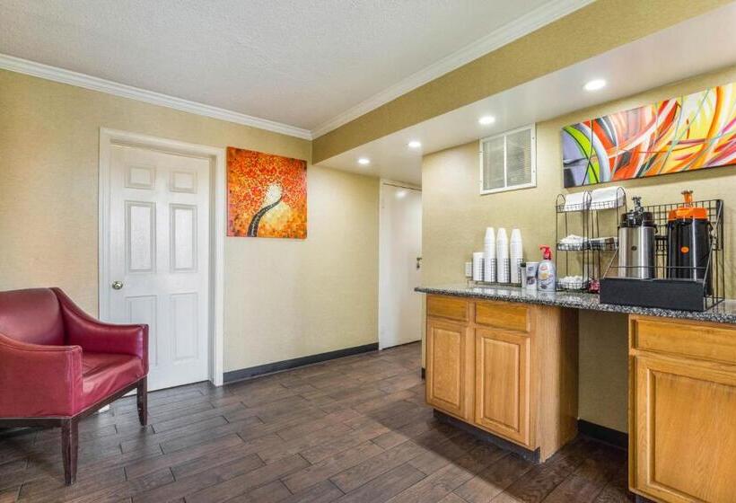 هتل Red Roof Inn Cincinnati Airport–florence/ Erlanger