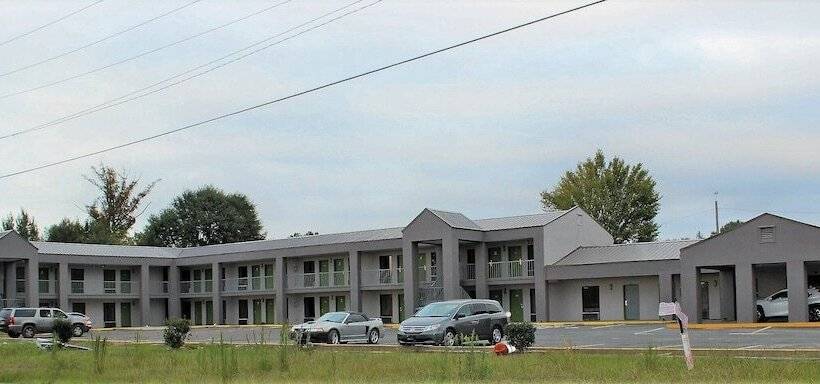 فندق Relax Inn Canton