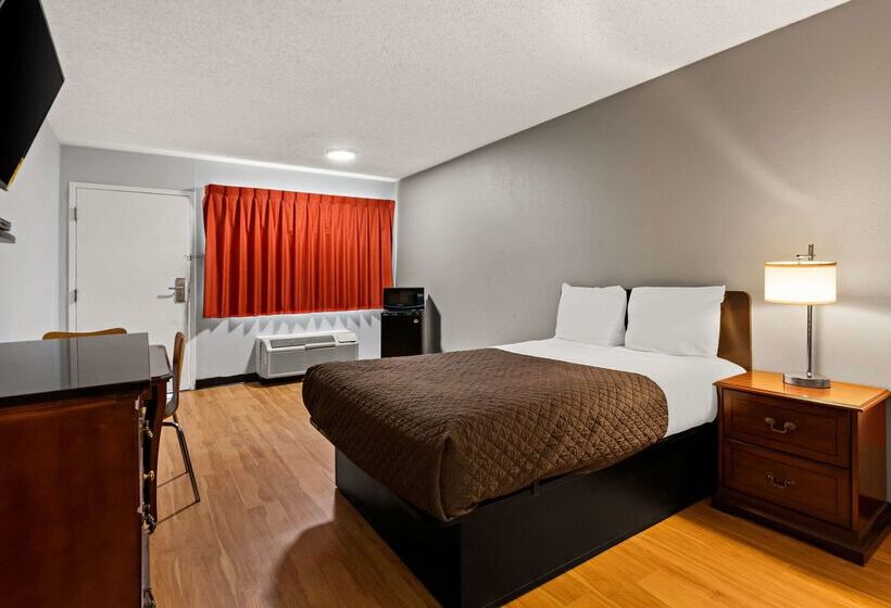 فندق Rodeway Inn