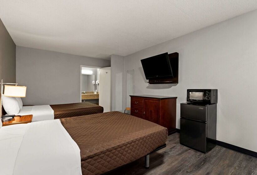 فندق Rodeway Inn