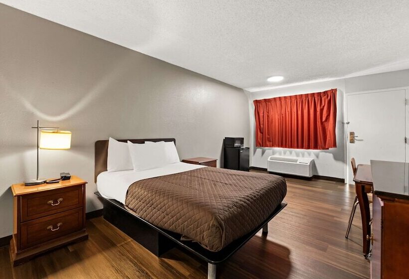 فندق Rodeway Inn