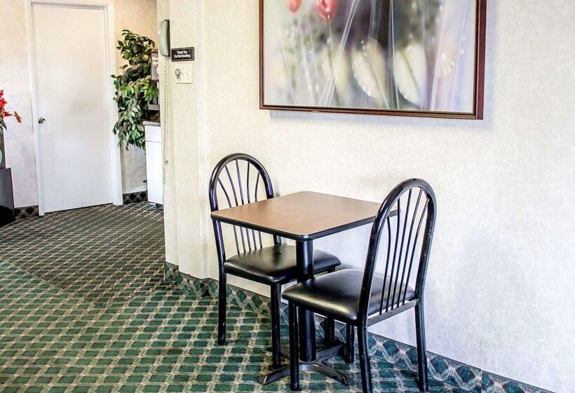 هتل Rodeway Inn Moosic Scranton