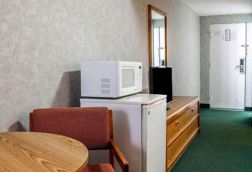 هتل Rodeway Inn Moosic Scranton