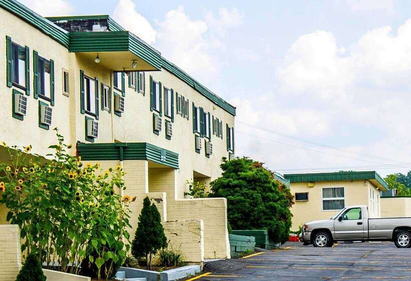 호텔 Rodeway Inn Moosic  Scranton