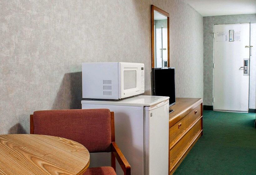 هتل Rodeway Inn Moosic Scranton