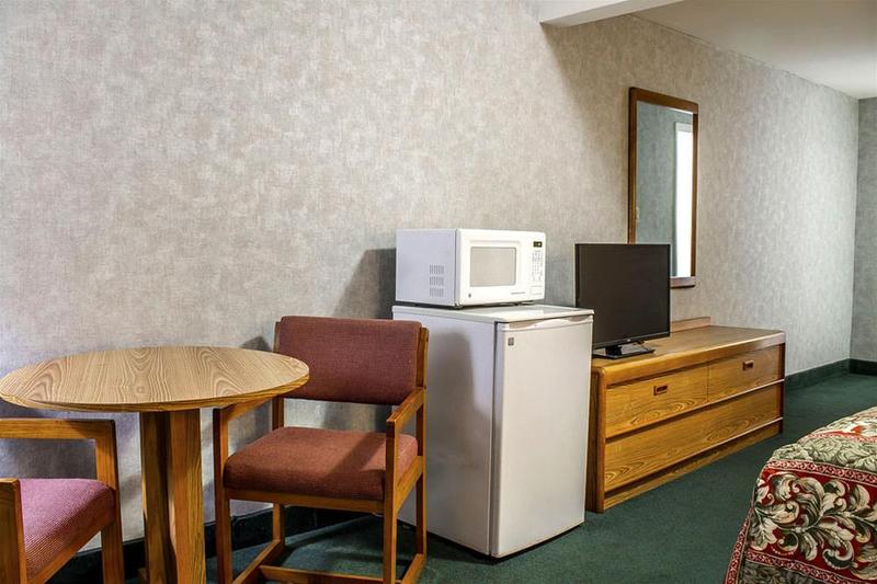 هتل Rodeway Inn Moosic Scranton