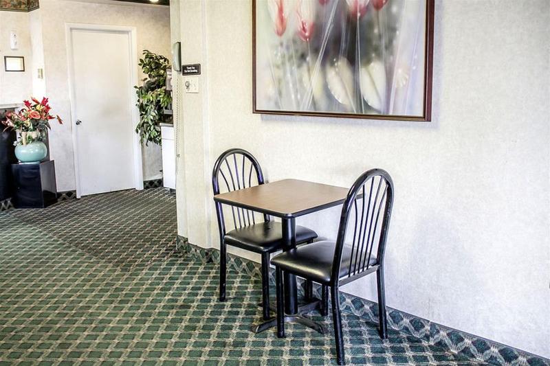 هتل Rodeway Inn Moosic Scranton