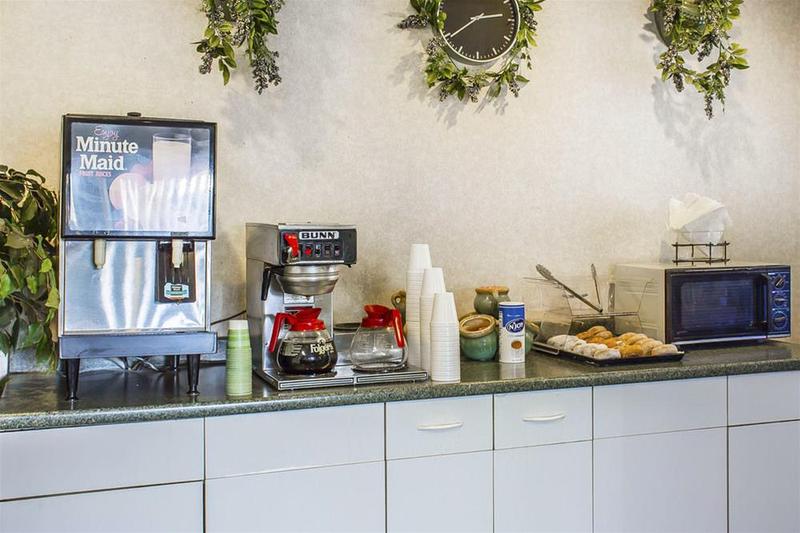 هتل Rodeway Inn Moosic Scranton