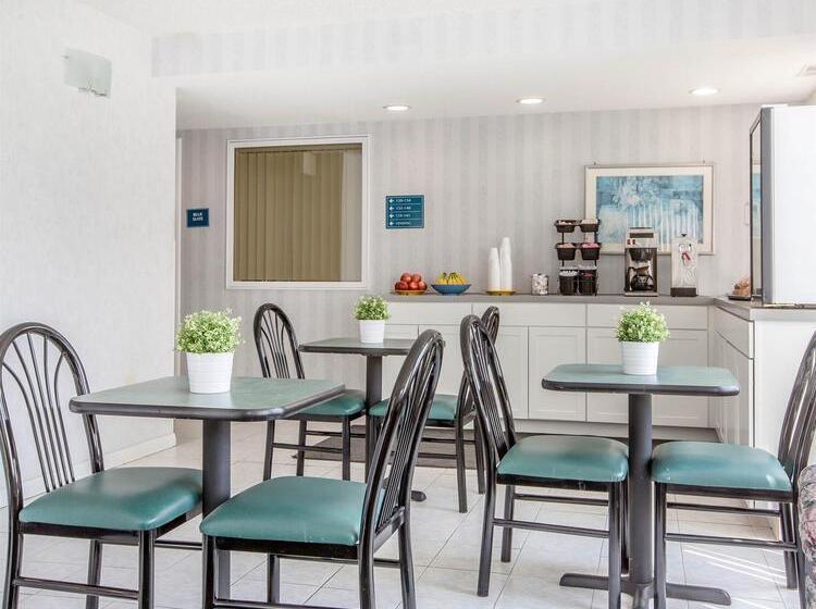 فندق Rodeway Inn & Suites New Paltz  Hudson Valley