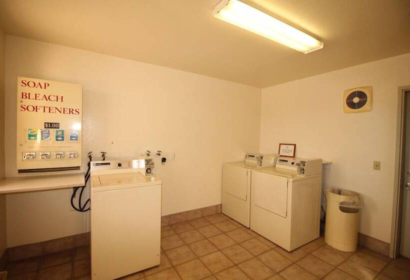 Отель Days Inn By Wyndham Safford, Az