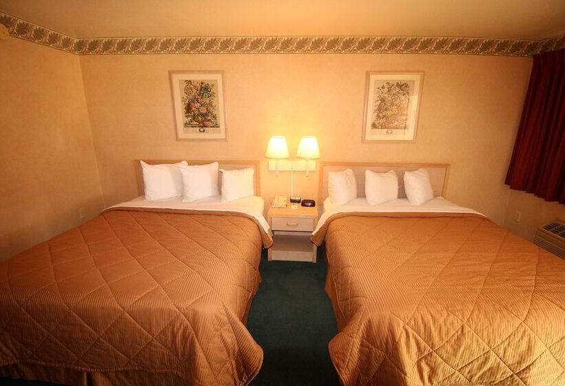 Отель Days Inn By Wyndham Safford, Az