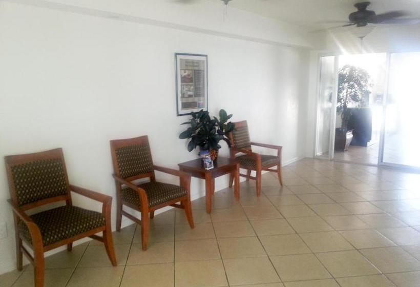 ホテル Studio 6 Del Rio