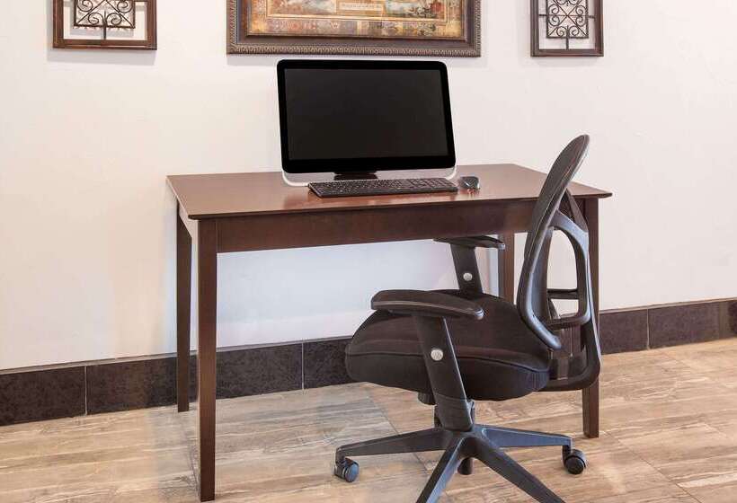 酒店 Super 8 By Wyndham Grand Prairie North