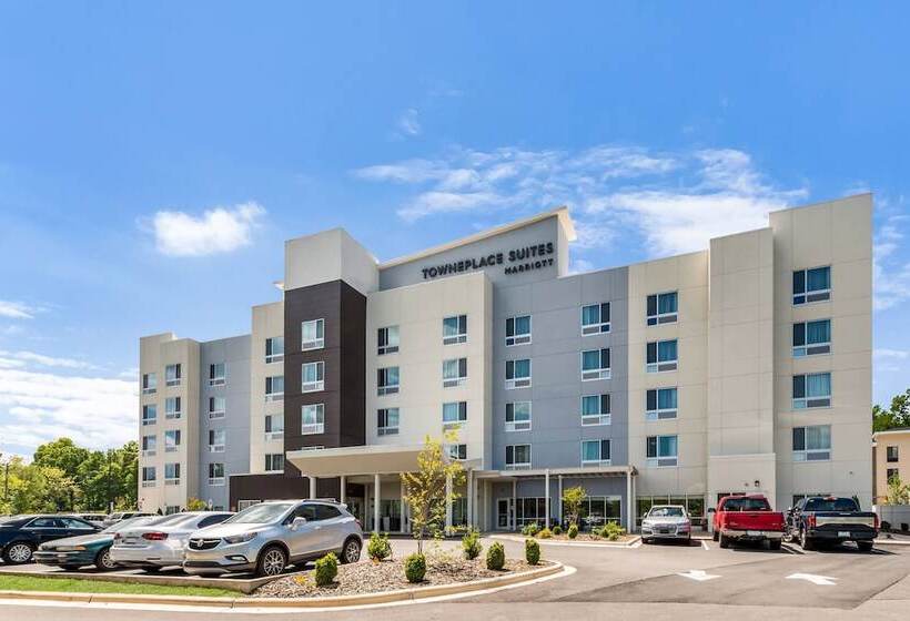 فندق Towneplace Suites By Marriott Greensboro Coliseum Area