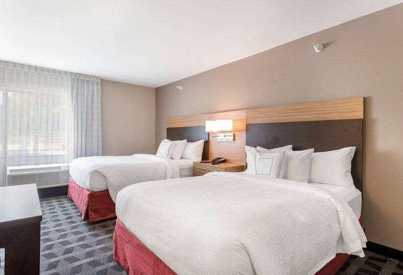 فندق Towneplace Suites By Marriott Greensboro Coliseum Area