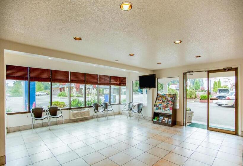 Motel 6 Centralia, WA - East