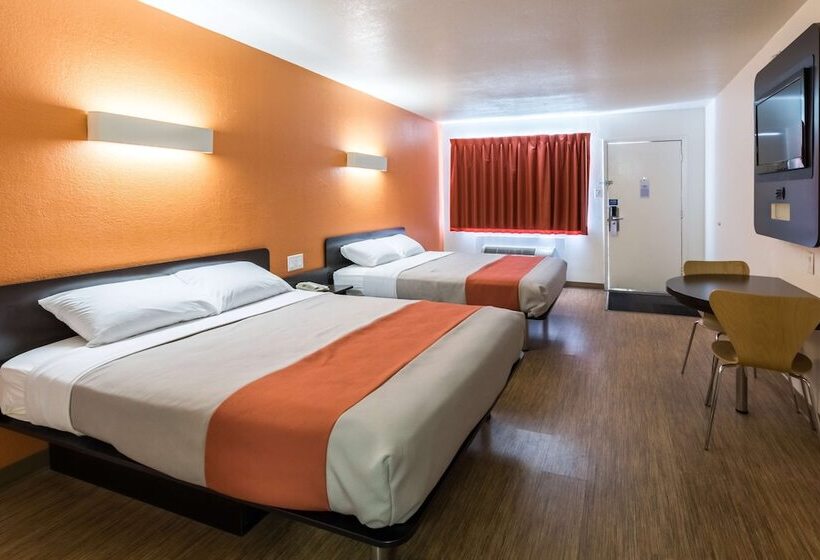 Motel 6 stephenville, Tx