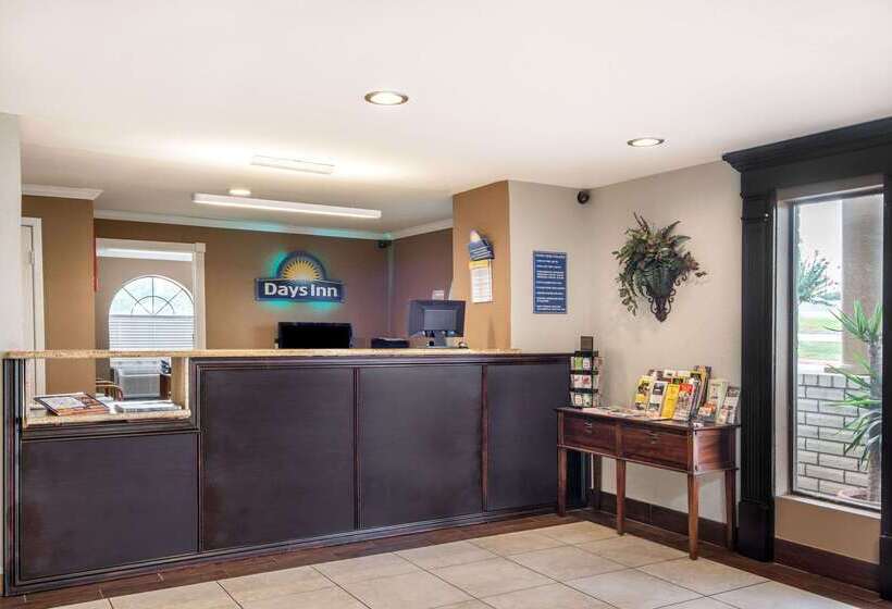 فندق على الطريق Days Inn By Wyndham New Braunfels