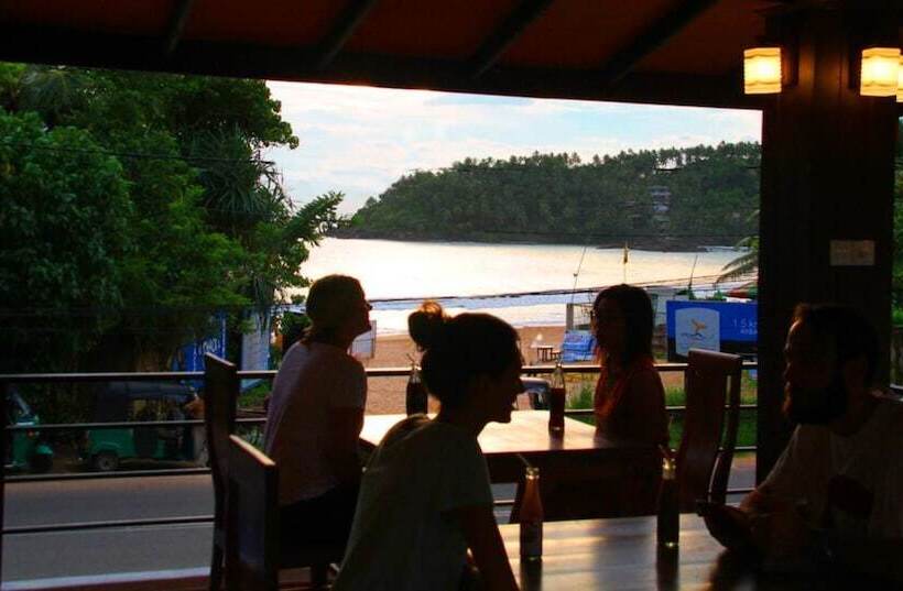 호텔 Randiya Sea View