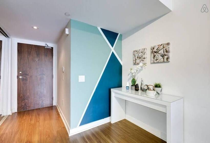 Quartz Suite By Rogers Centre