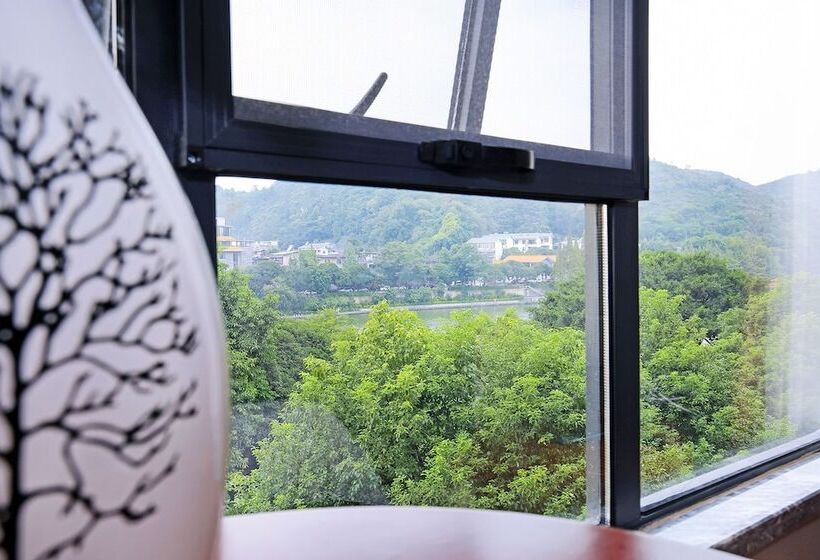 Immersing Hotel Guihu Branch