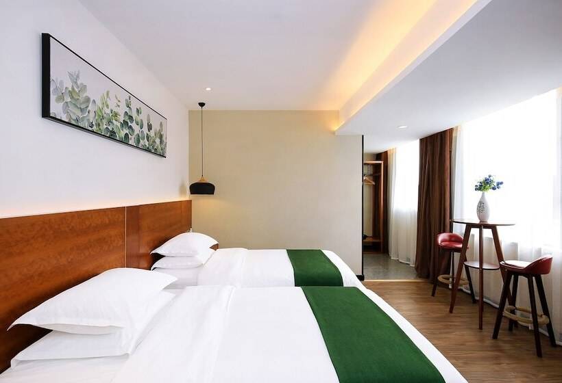 Immersing Hotel Guihu Branch