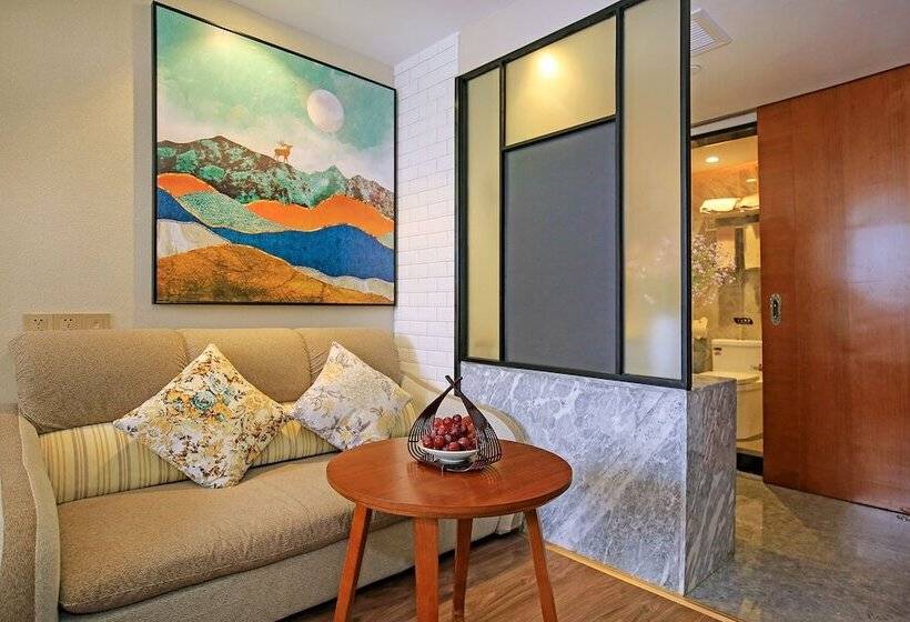 Immersing Hotel Guihu Branch