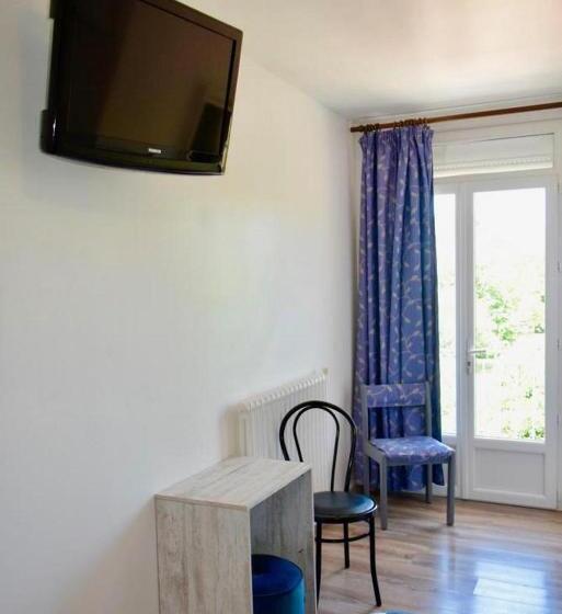 Пансион Domaine De Lacave